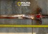 Bărbat reținut după ce ar fi amenințat un tânăr cu o sabie și un pistol airsoft. Percheziții în Sascut