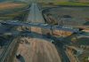VIDEO | A7: Imagini noi de pe șantierul nodului rutier Bacău Nord. Cum arată lucrările la sfârșitul lunii iulie