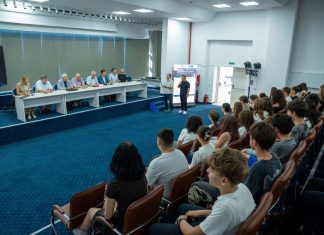 Onești: A patra ediție a Școlii de Vară de Istorie reunește elevi din România și Republica Moldova