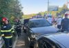 Accident cu șase autoturisme pe DN 11, în comuna Măgura. Patru persoane, între care doi copii, au ajuns la spital