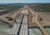 A7/UMB: Grinzile viaductului peste râul Moldova, montate integral