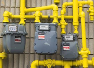 Extinderea rețelelor de gaze continuă în județul Bacău. Peste 2.000 de familii din Comănești vor fi racordate